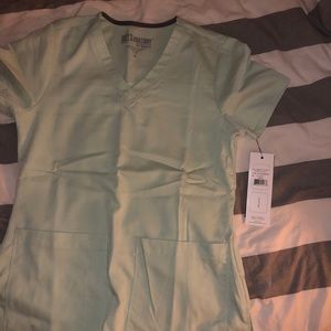Greys anatomy NWT mint scrub top xs